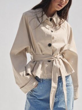 Zara Cropped Belted Trench Jacket Beige Size Small Like New